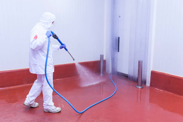 Best Animal Enclosure Cleaning  in Tangerine, FL